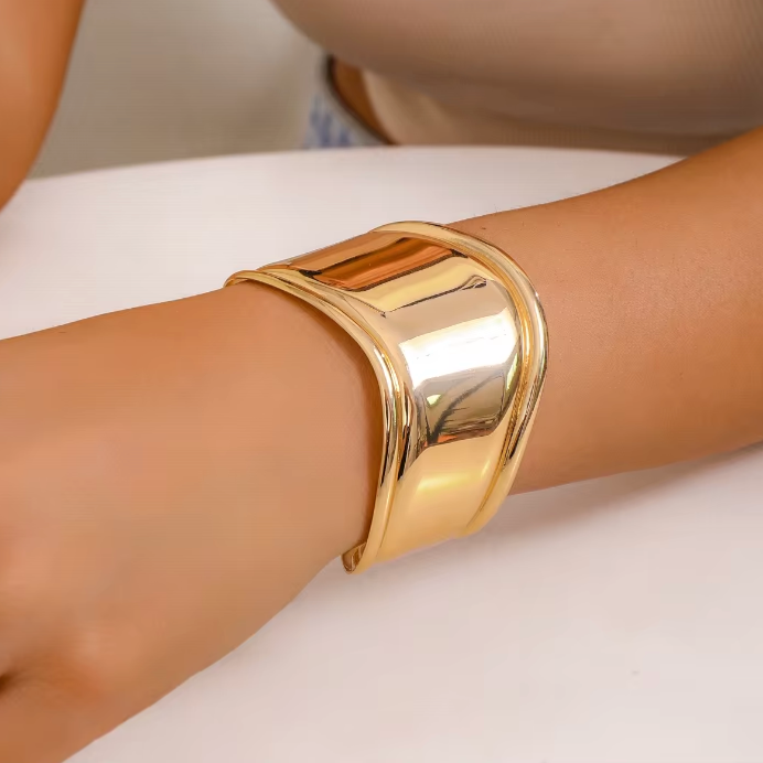 Rosa Cuff